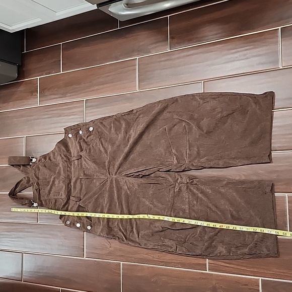 Women's Oversized Brown Corduroy Overalls. Adjustable Straps. OS - Picture 9 of 13